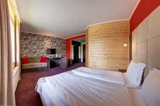 Отель F&B Spa Resort (ex. Fomich Hotel) Буковель Двухместный номер с 1 кроватью-11